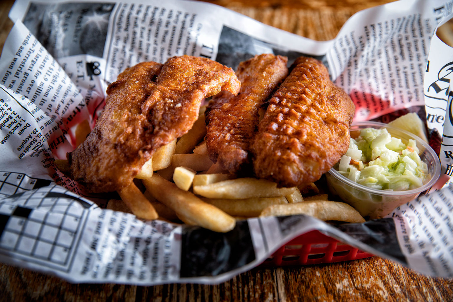 English Pub/Restaurant in San Mateo, California / The Swingin' Door